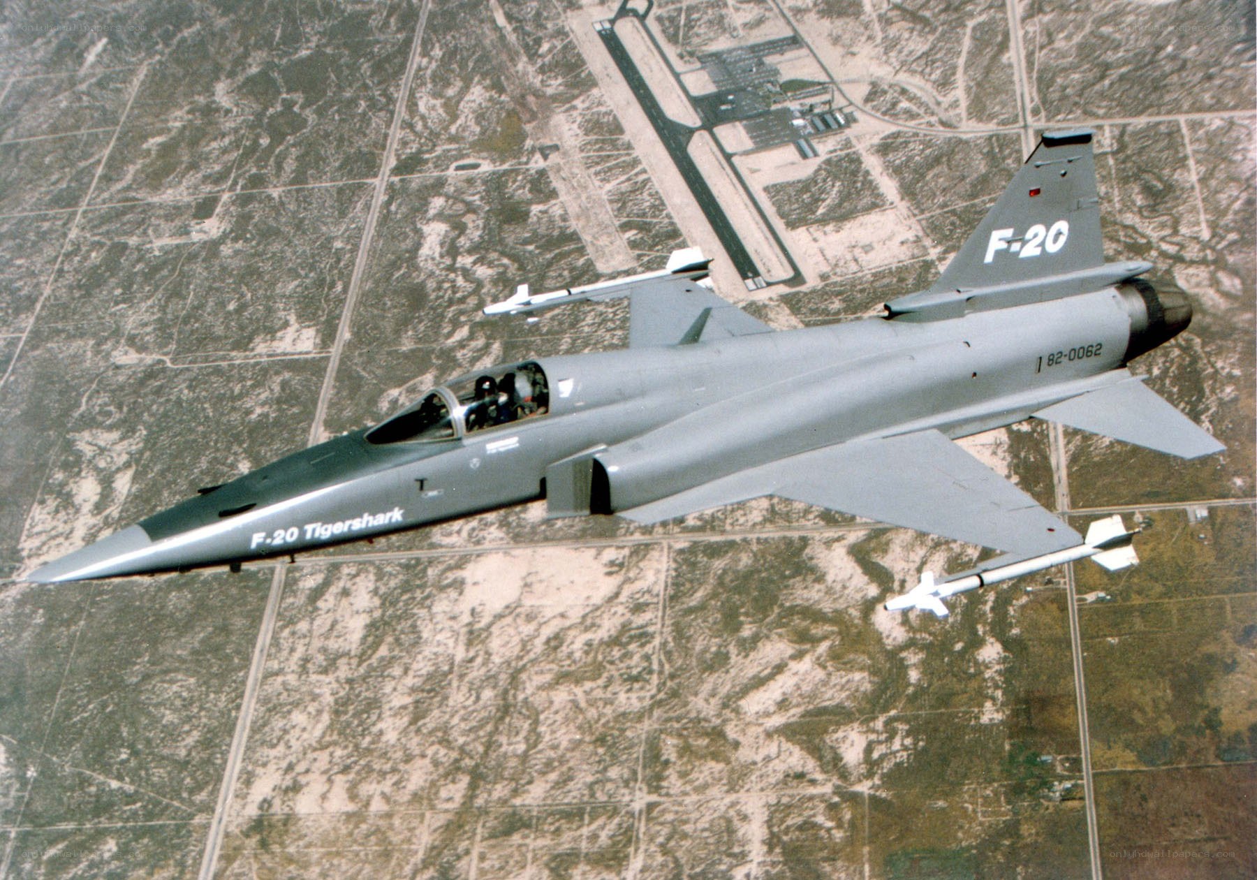 F-20 Tigershark in flight