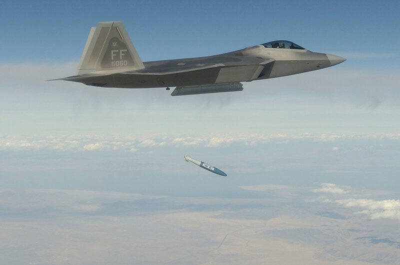 F-22 Raptor dropping bomb