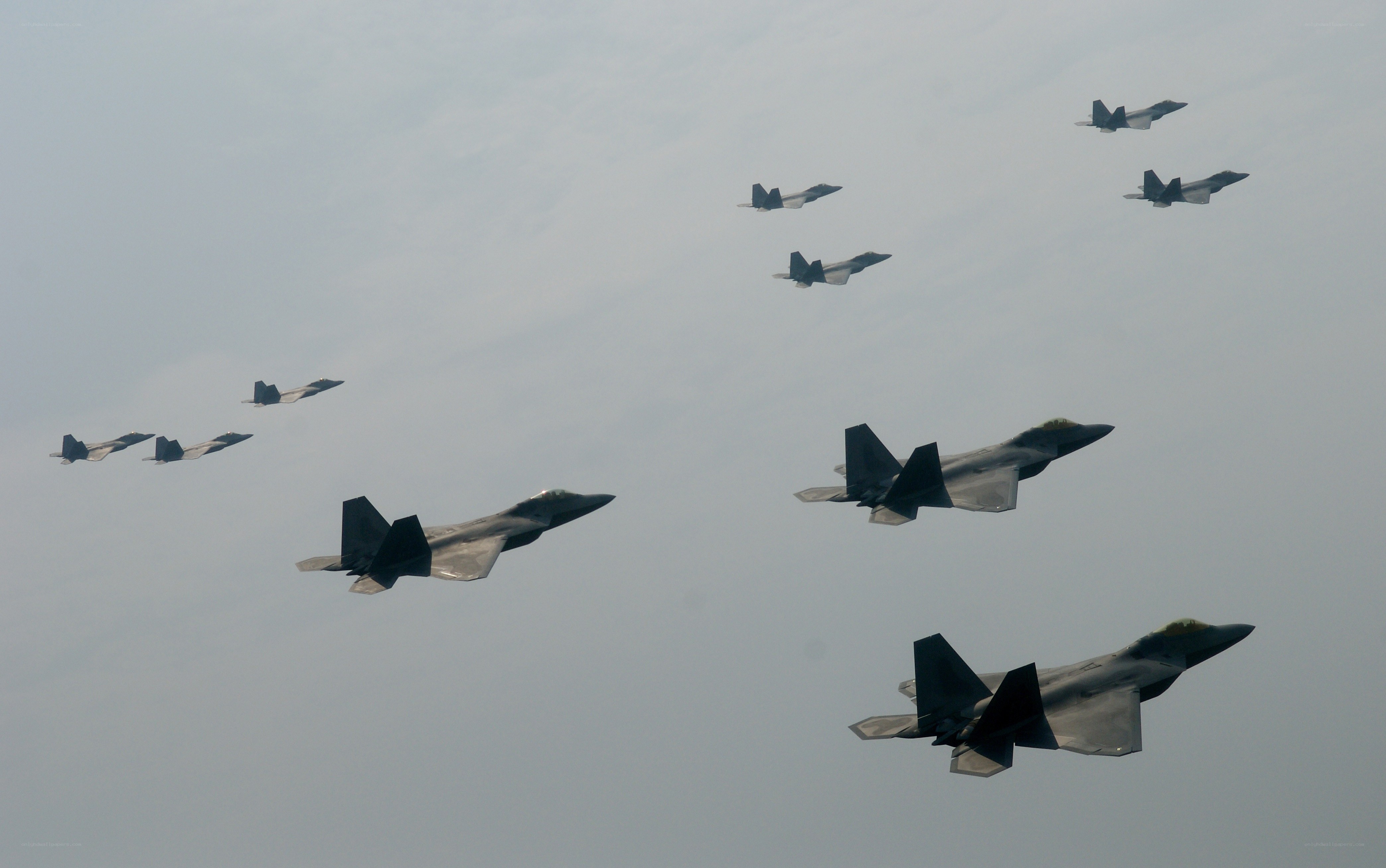 F-22 Raptor formation flight