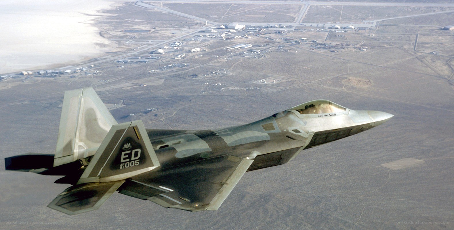F-22 Raptor in flight