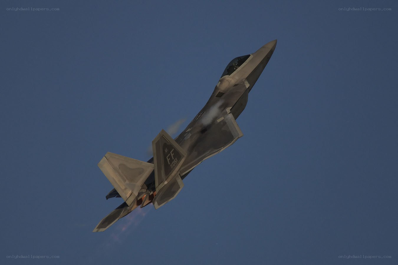 F-22 Raptor in flight