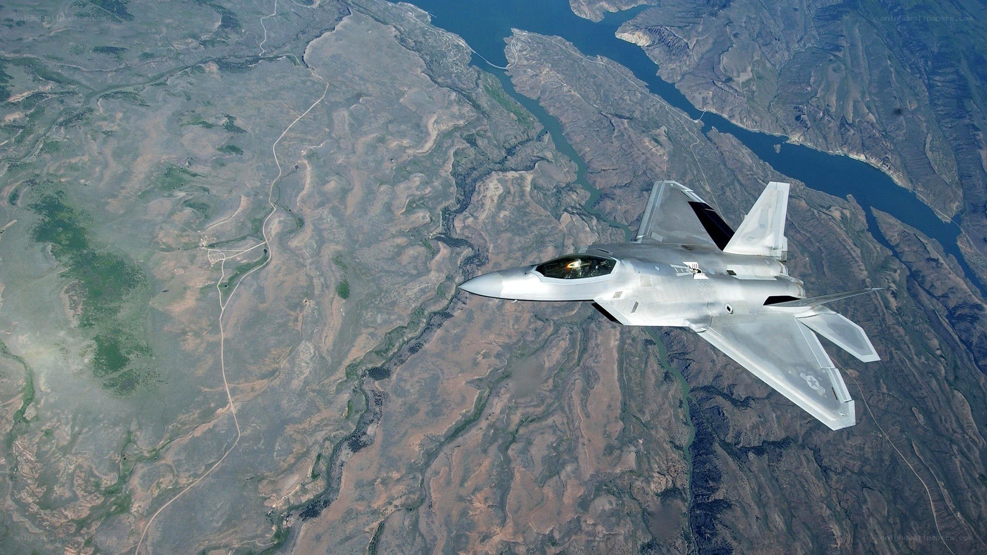 F-22 Raptor in flight