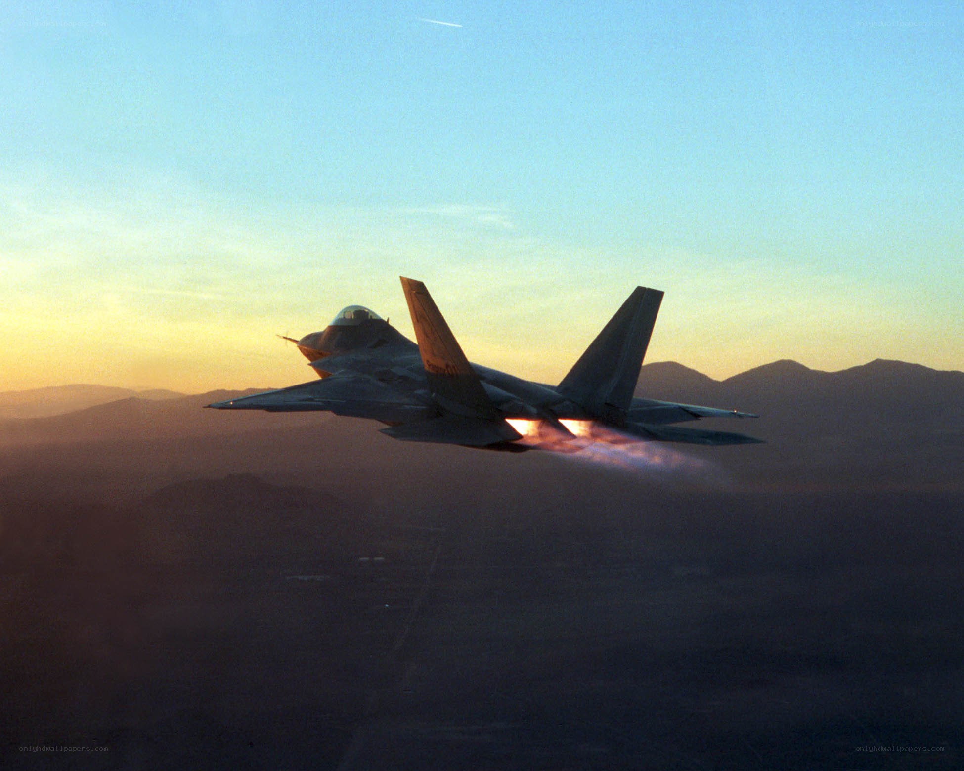 F-22 Raptor in flight
