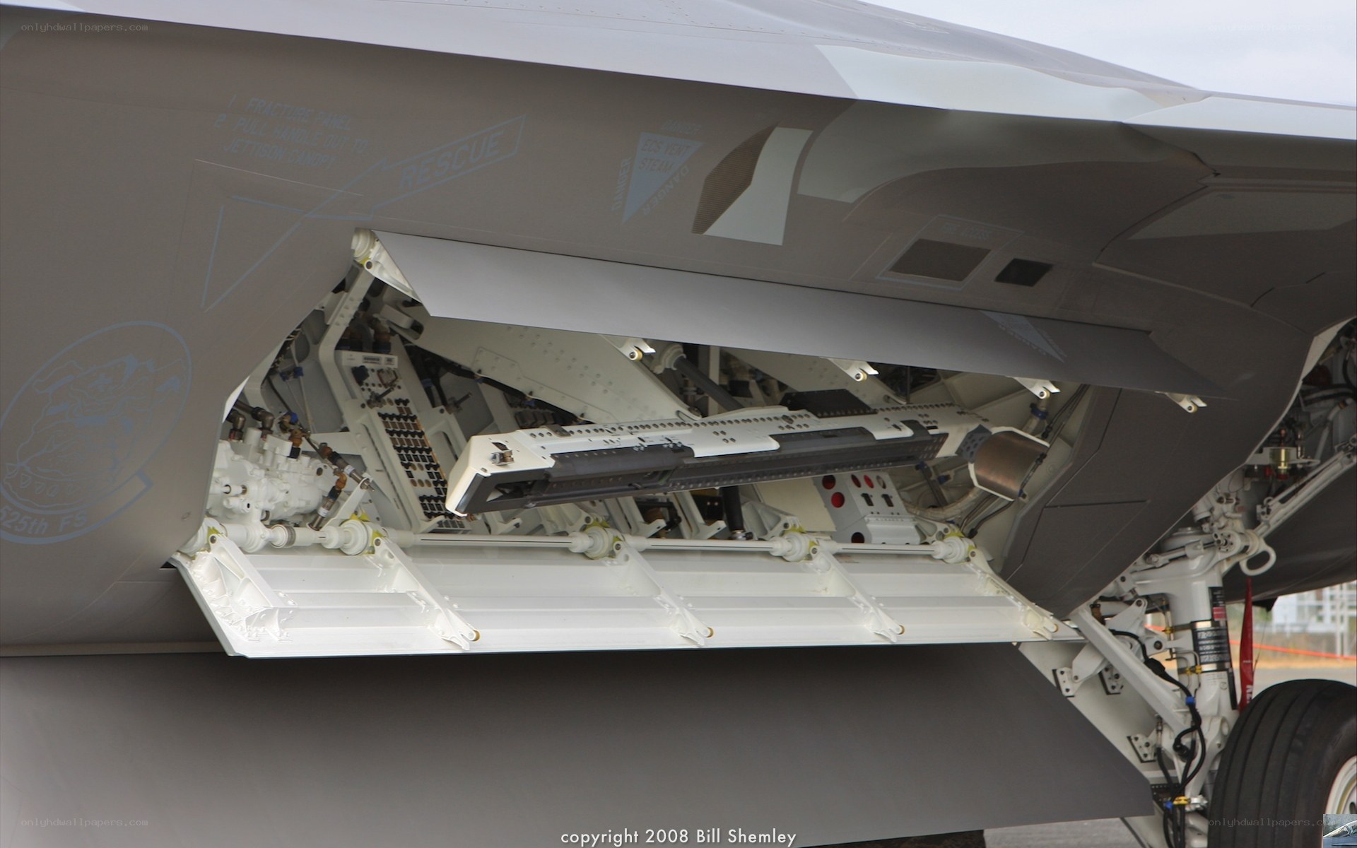 F-22 Raptor internal weapons bay