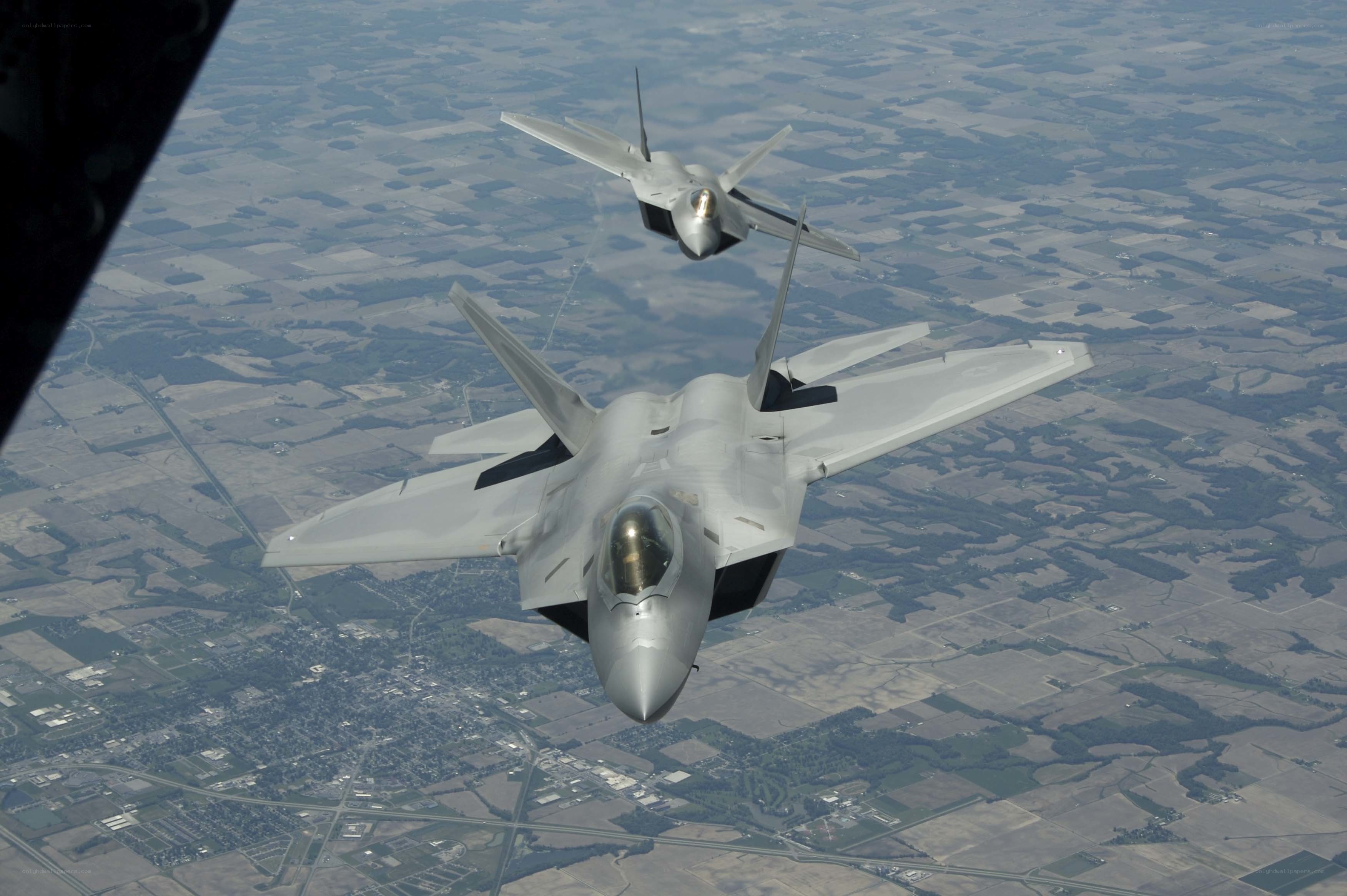 F-22 Raptor jets in formation