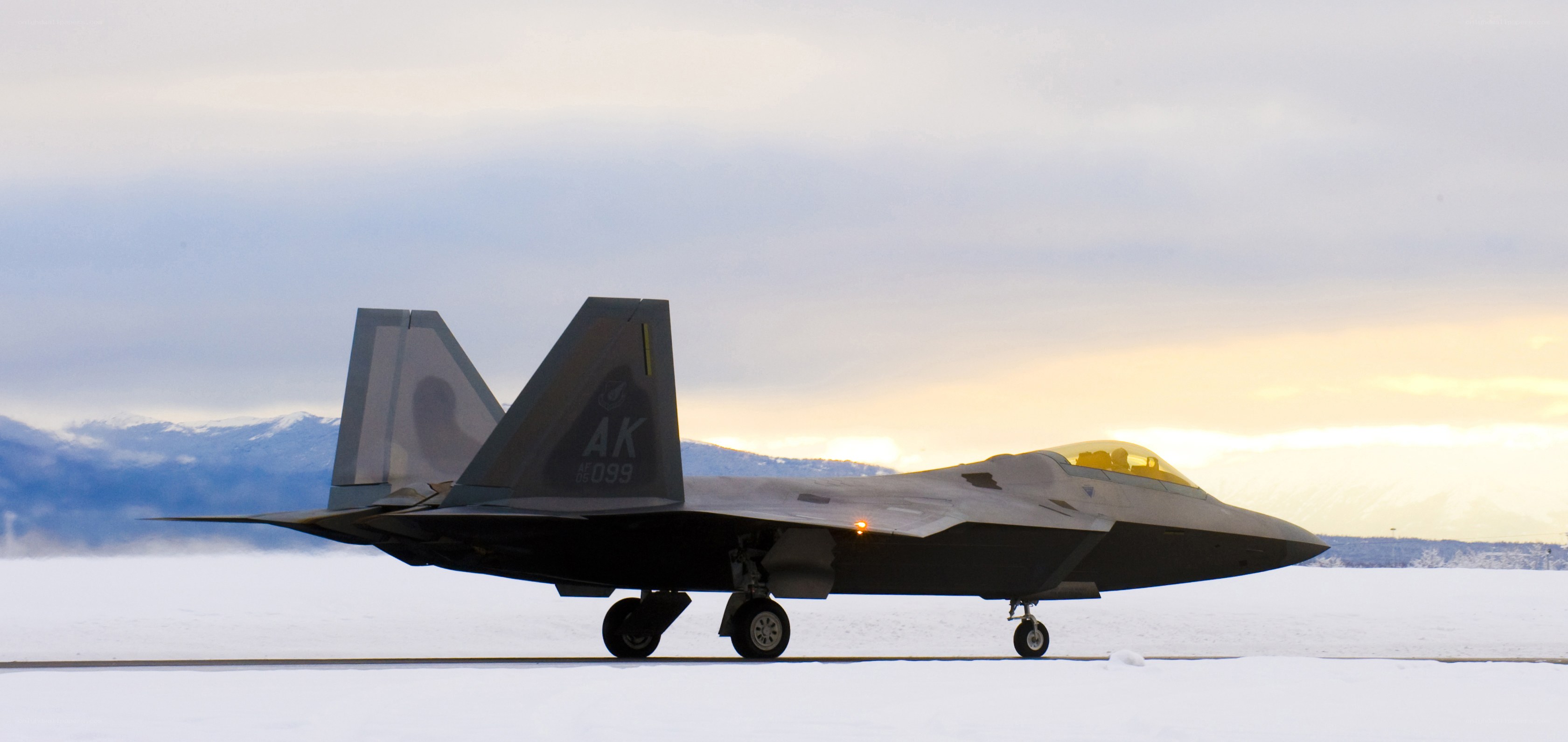F-22 Raptor on snowy runway