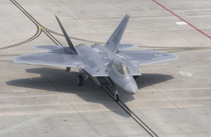 F-22 Raptor on tarmac