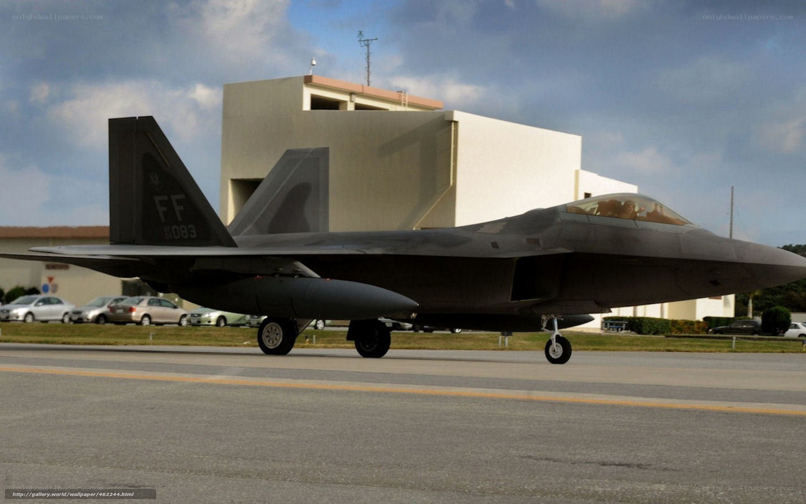 F-22 Raptor on the tarmac