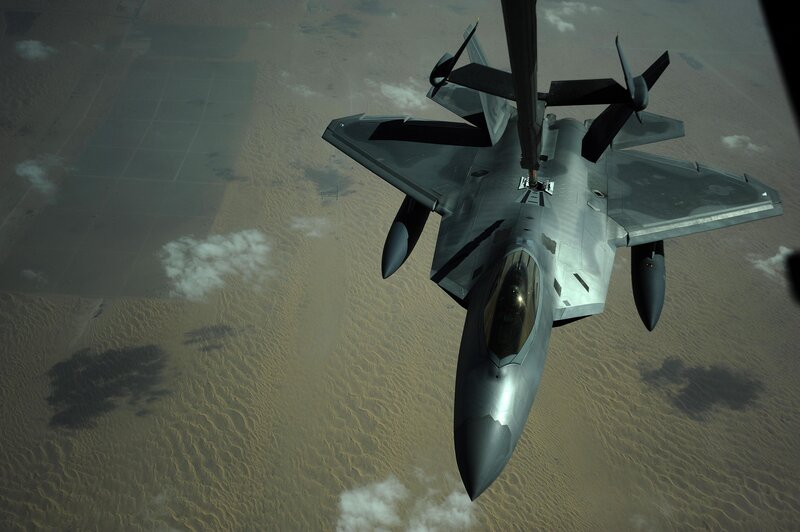 F-22 Raptor refueling in desert