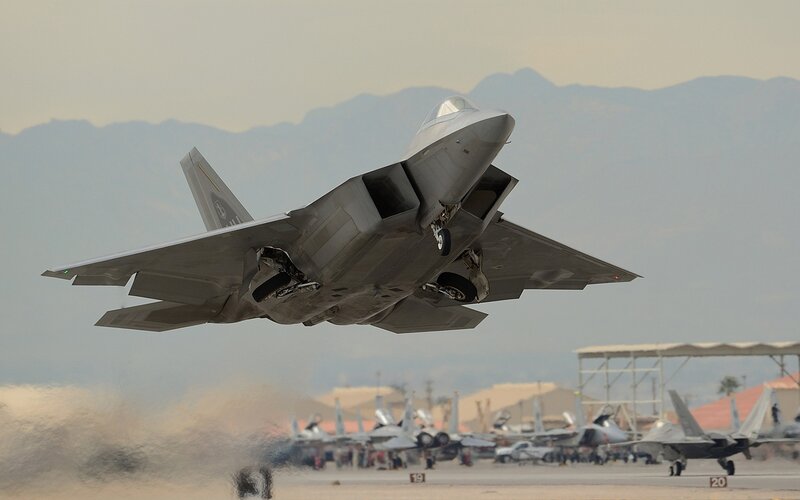 F-22 Raptor taking off