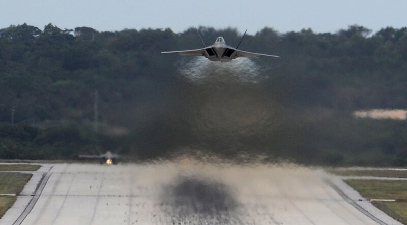 F-22 Raptor taking off