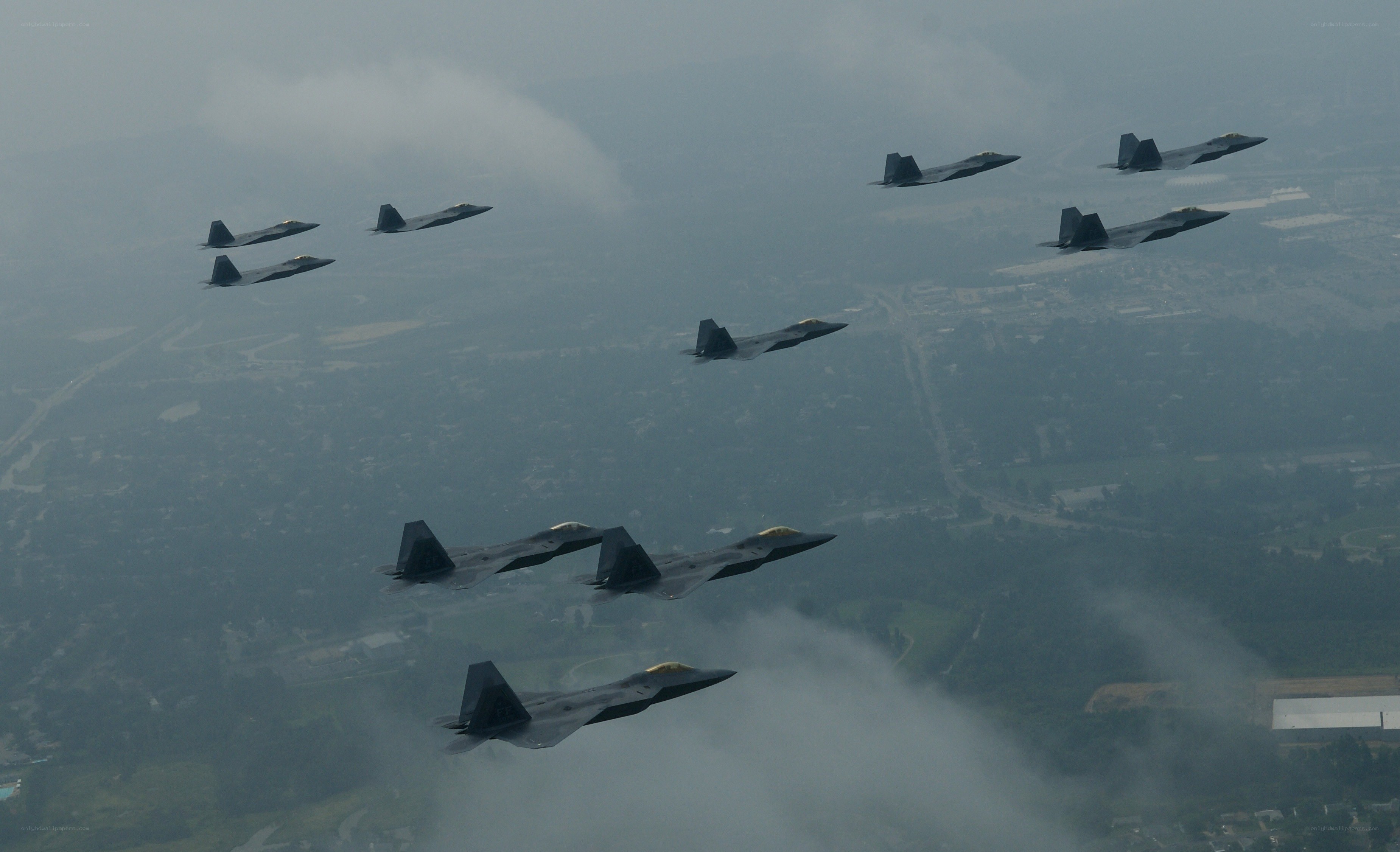 F-22 Raptors in formation