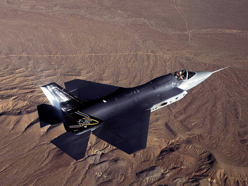 F-35 Fighter Jet — Black, Dramatic
