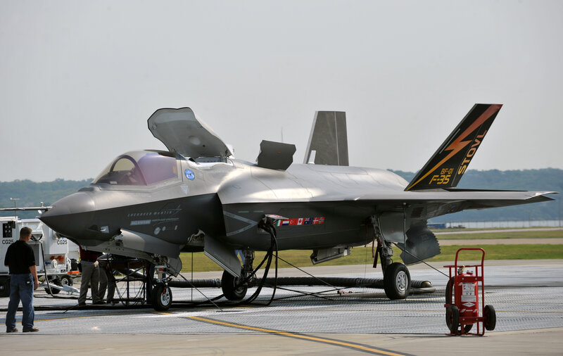 F-35 Fighter Jet — Gray, Neutral, Afternoon, Photograph, Aircraft, Ground Crew