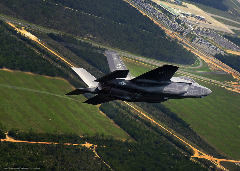 F-35 Fighter Jet — Green, Dynamic, Afternoon