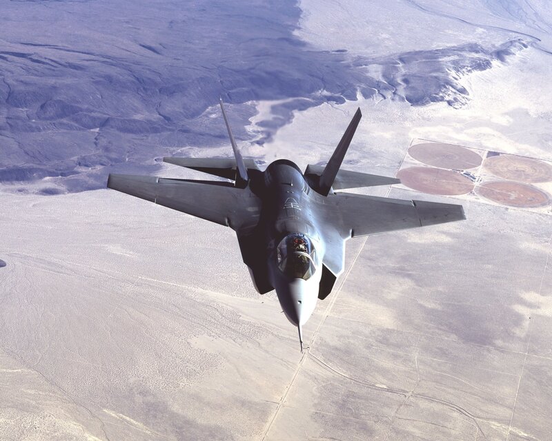 F-35 fighter jet in flight