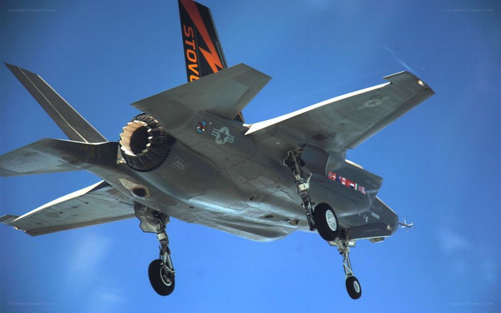 F-35 fighter jet in flight