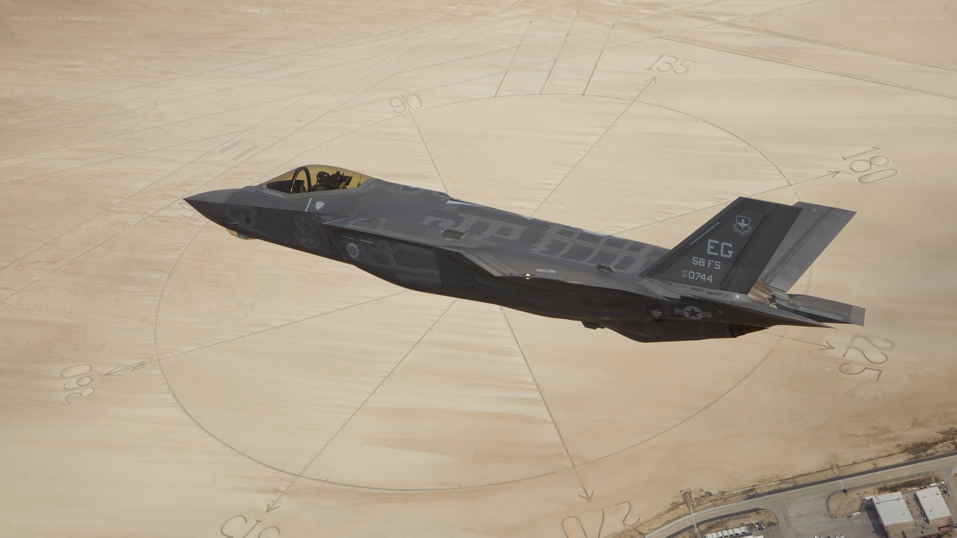 F-35 fighter jet in flight