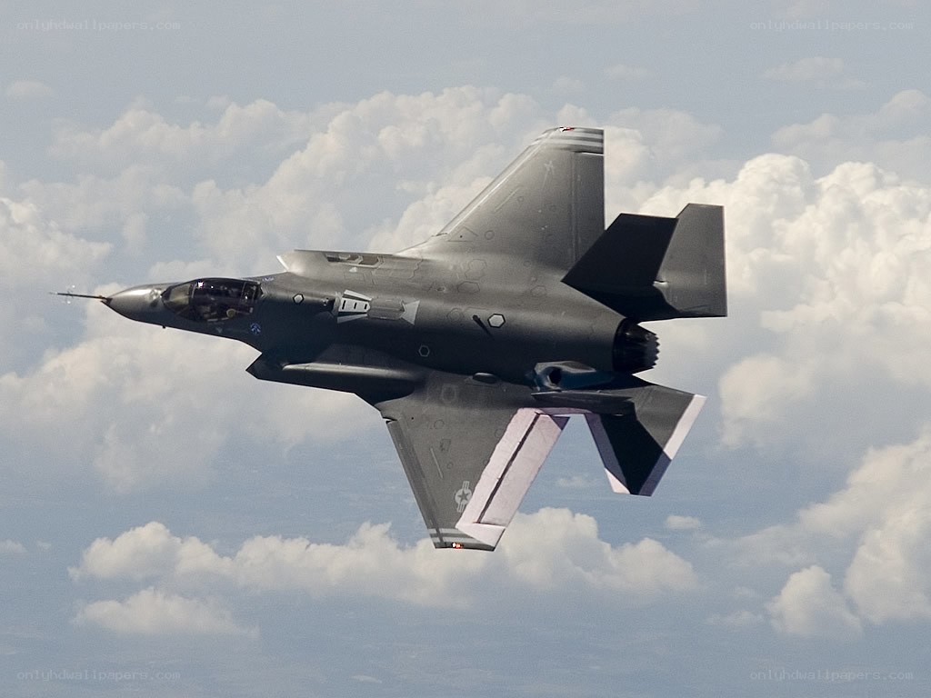 F-35 fighter jet in flight