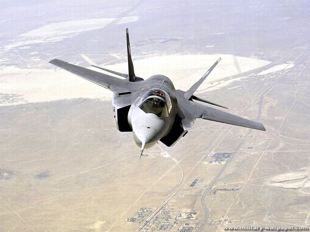 F-35 fighter jet in flight