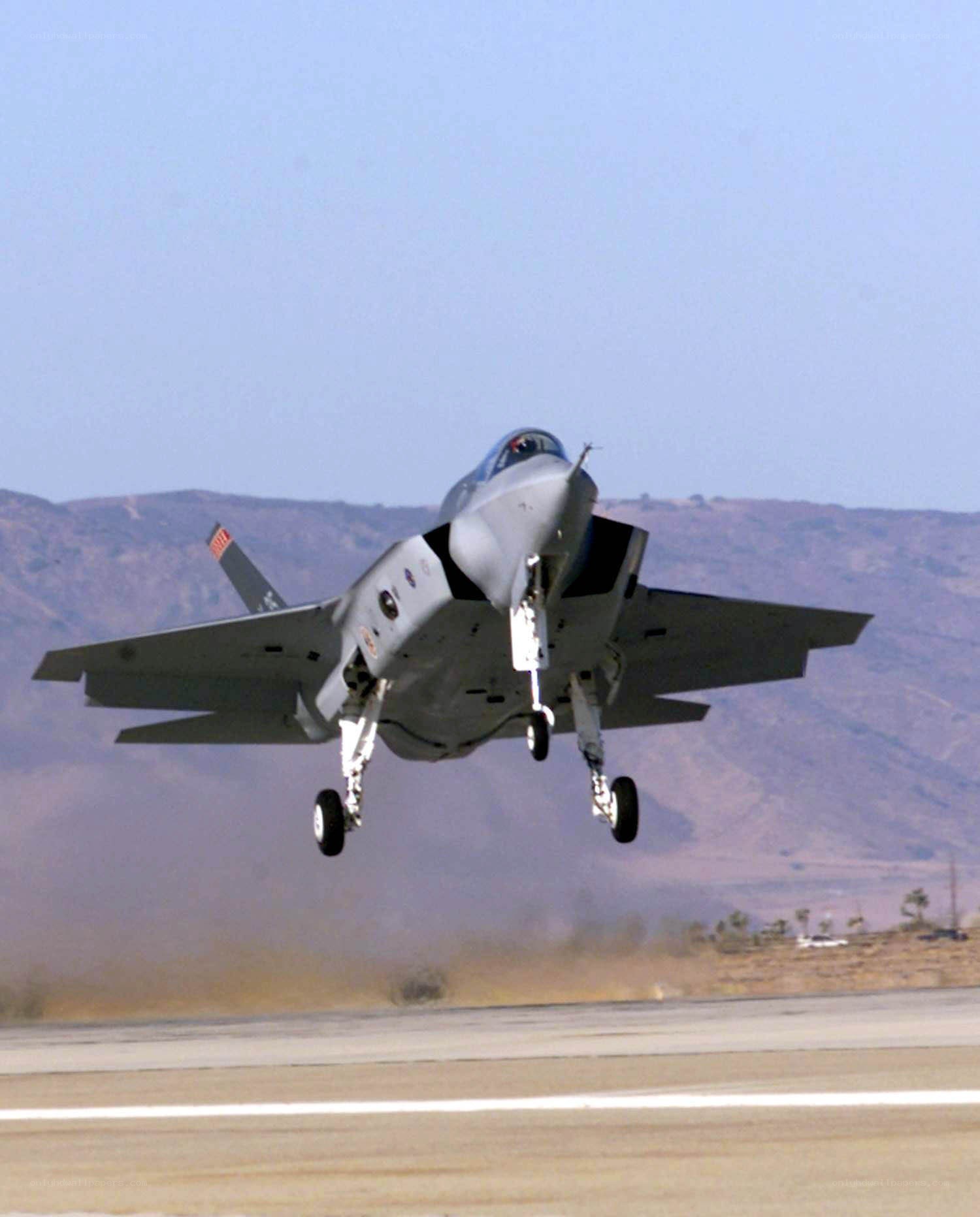 F-35 fighter jet taking off