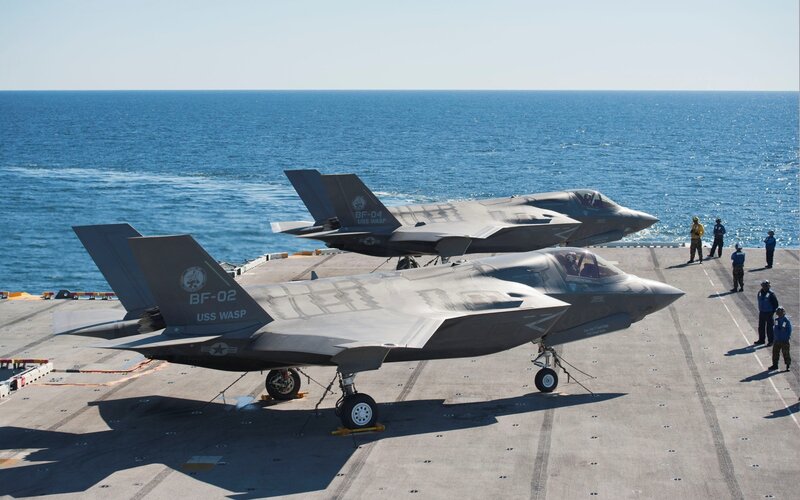 F-35 Fighter Jets — Gray, Calm