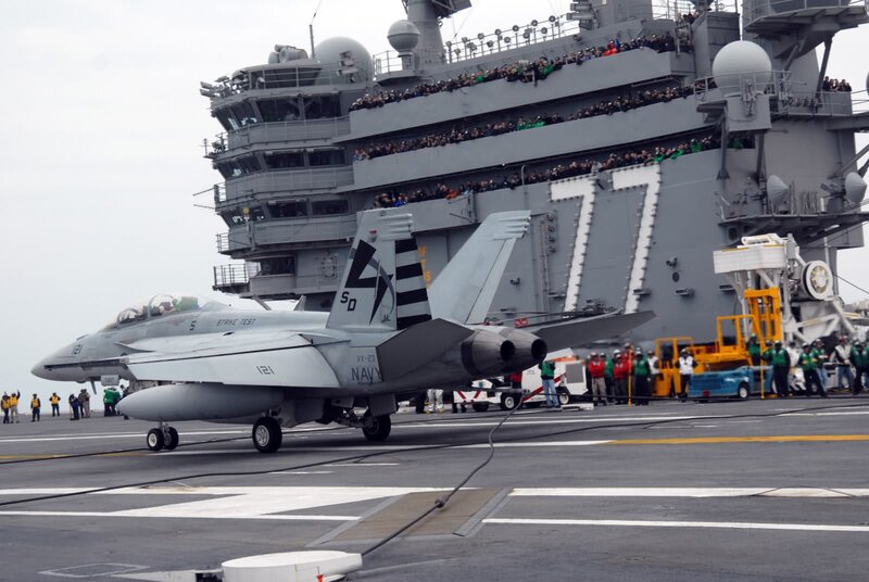 F/A-18 Fighter Jet — Gray