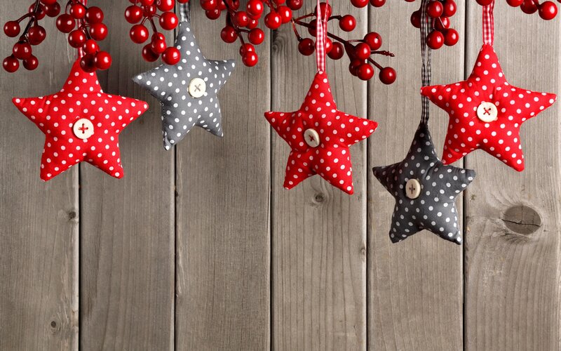 Fabric Star Ornaments — Red, Festive