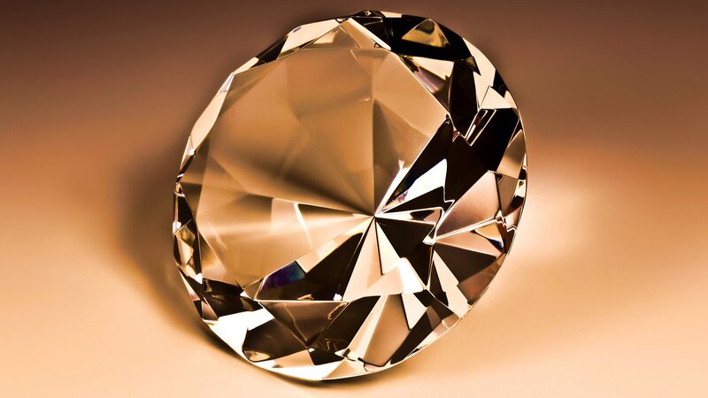 faceted diamond gemstone