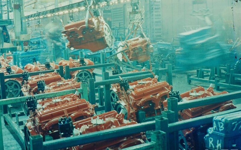 Factory engine assembly line