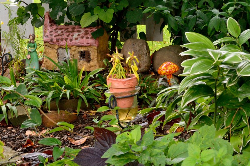 Fairy Garden with Miniature House — Green