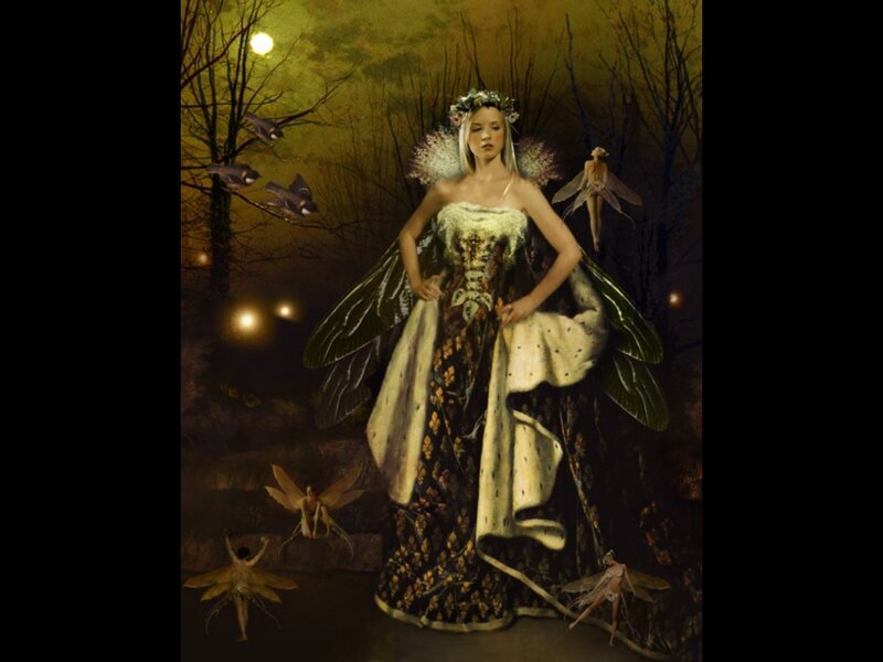 Fairy Queen in Forest — Green
