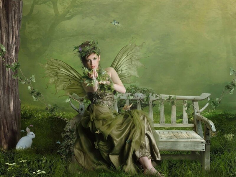 Fairy Sitting on Bench — Green