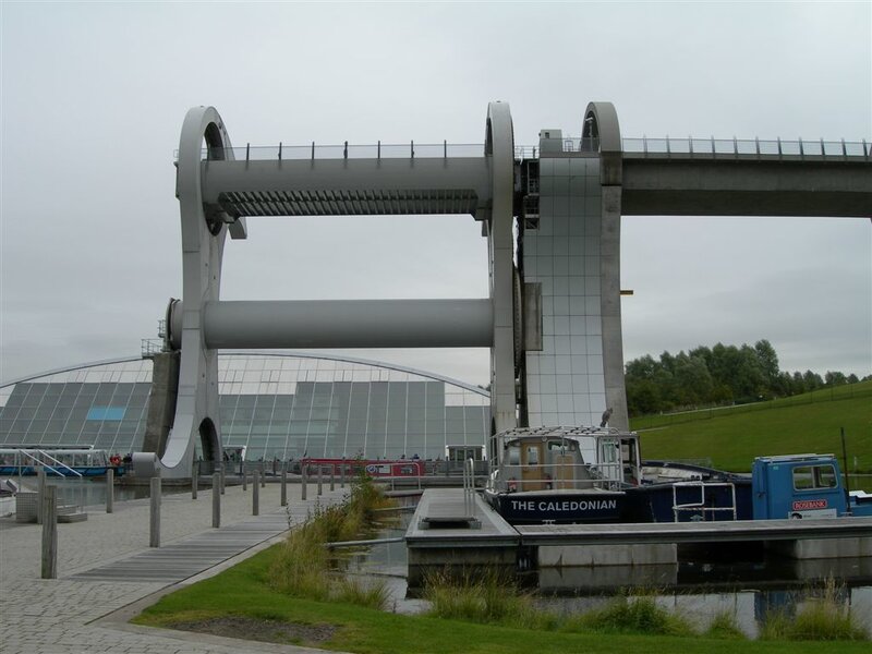 Falkirk Wheel Boat Lift — Gray