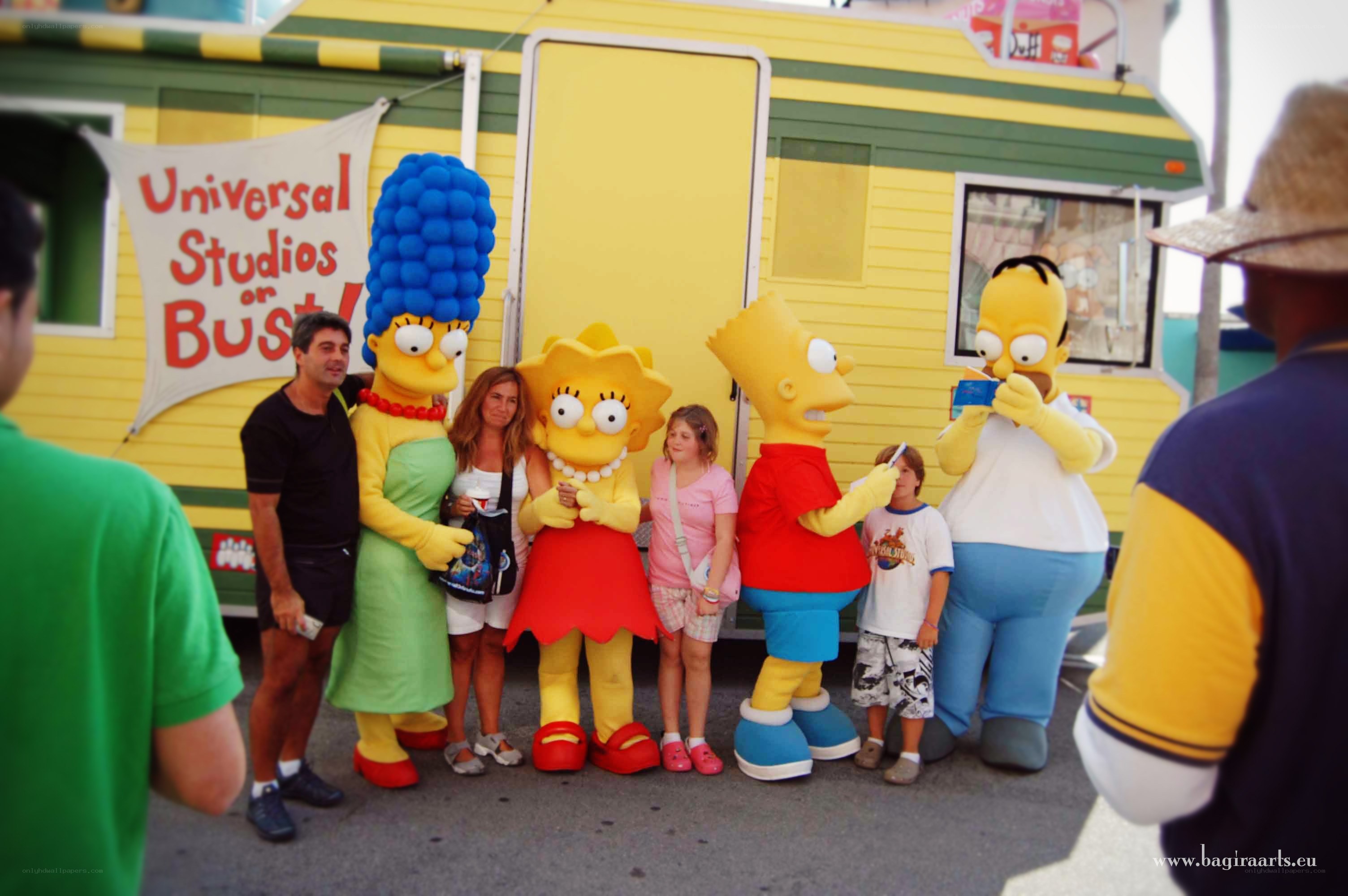 Family with Simpsons characters