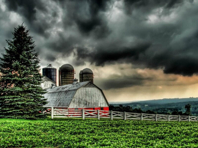 Farm with Silos — Green