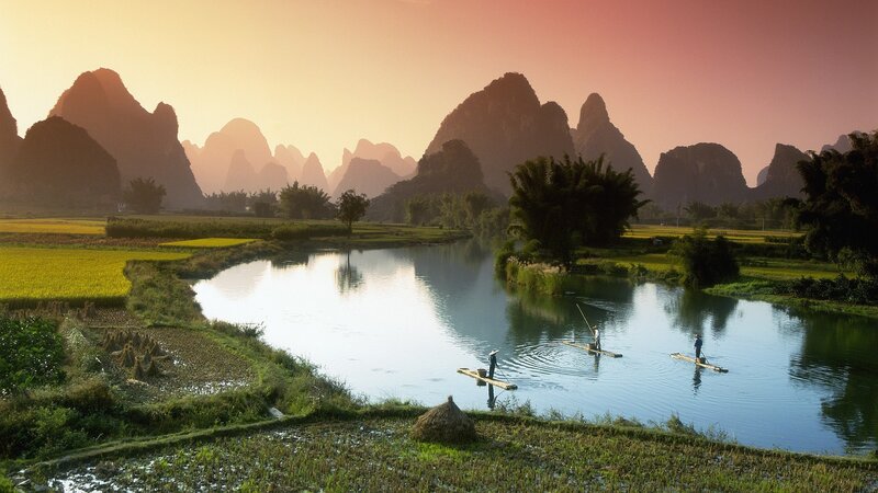 Farmers on Bamboo Rafts — Green