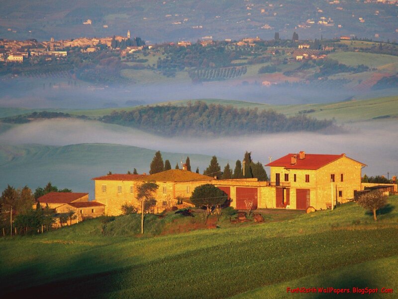 Farmhouse in Foggy Hills