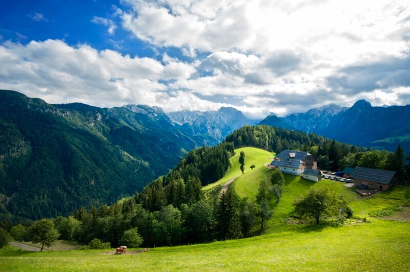 Farmhouse in Mountain Valley — Green, Serene