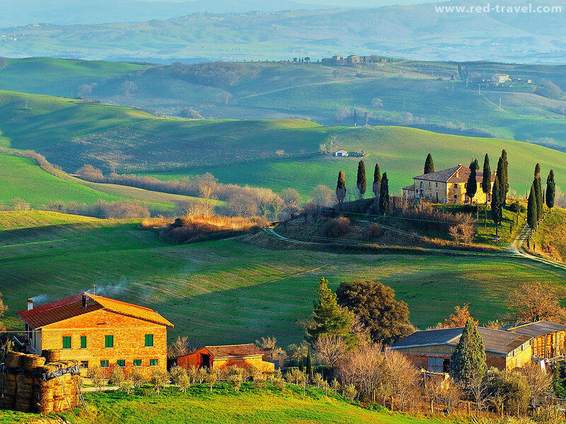 Farmhouse in Rolling Hills — Green, Serene