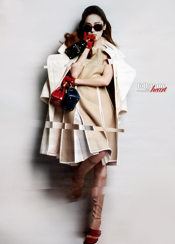 Fashion model with handbags