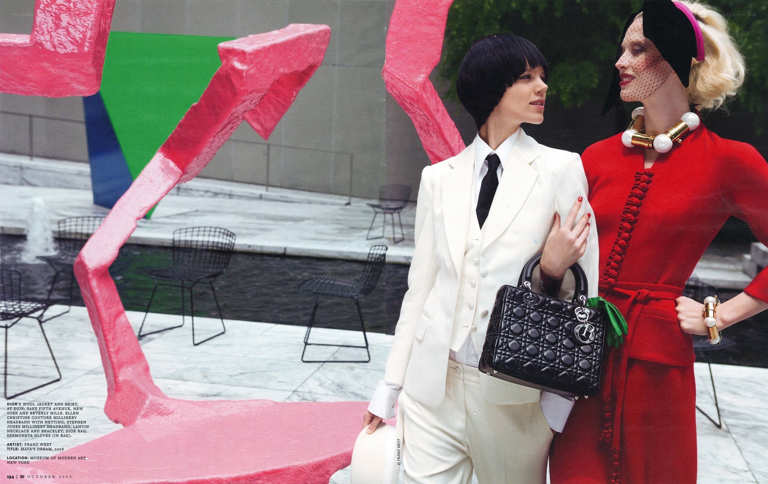 Fashion models in art gallery