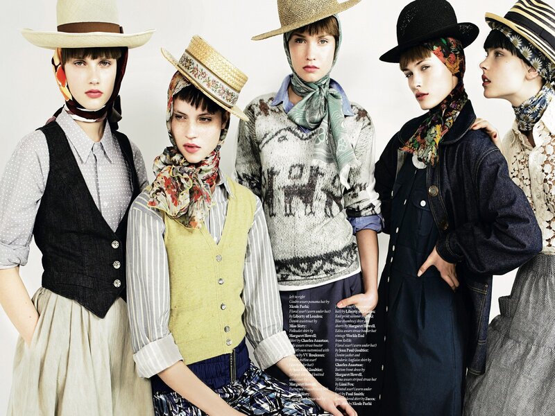 Fashion models in hats and scarves