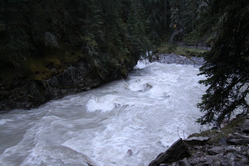 Fast-flowing River — Green