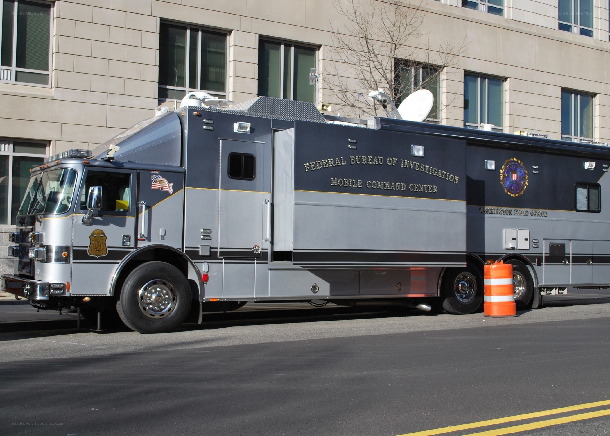 FBI Mobile Command Center