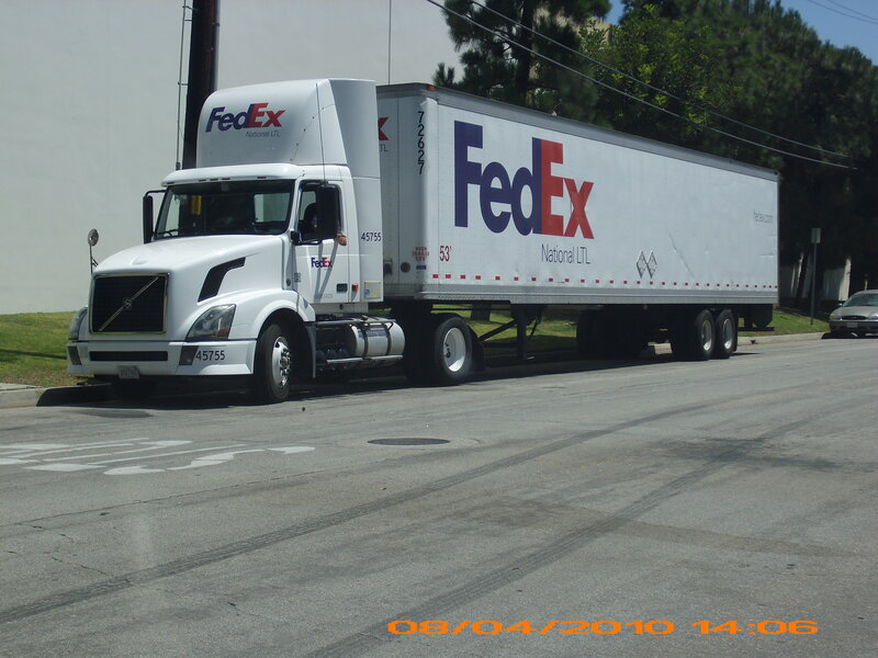 FedEx Semi-truck