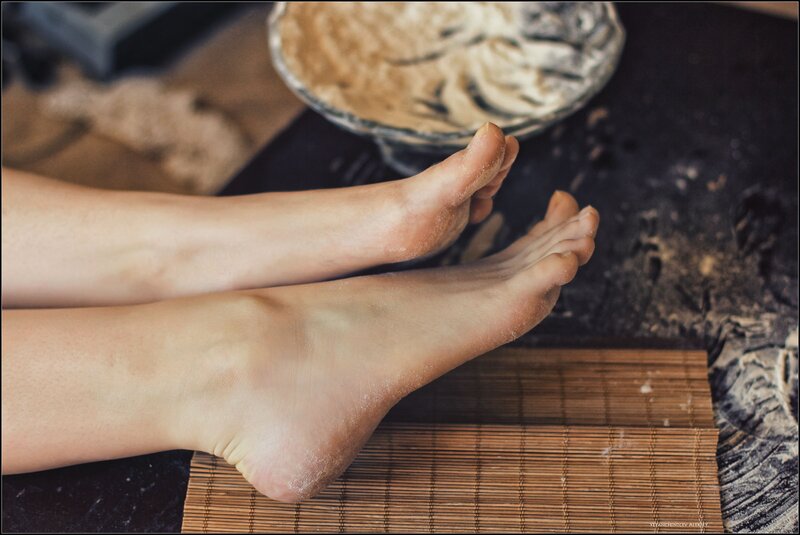 feet dusted with flour