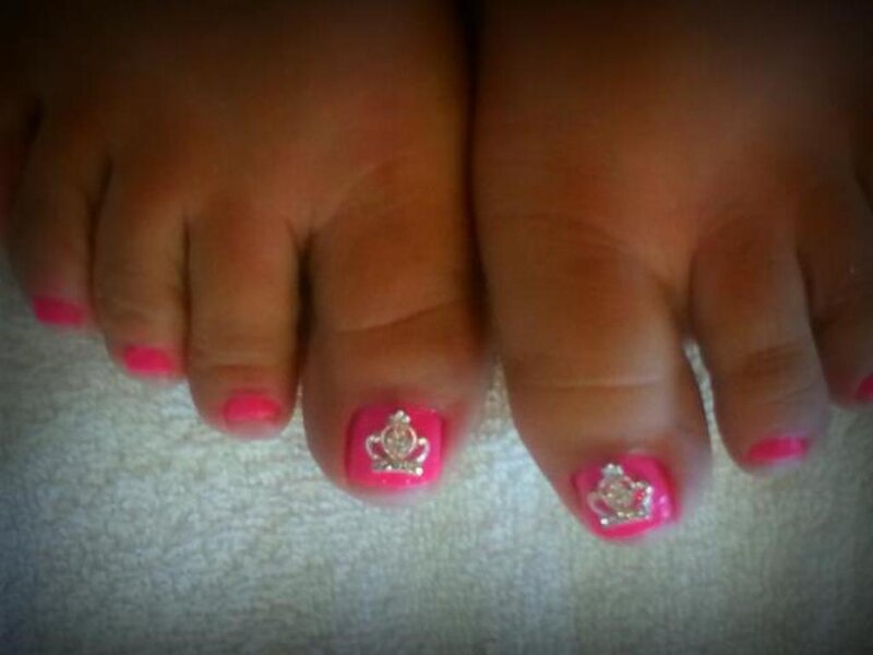 Feet with Nail Art — Pink