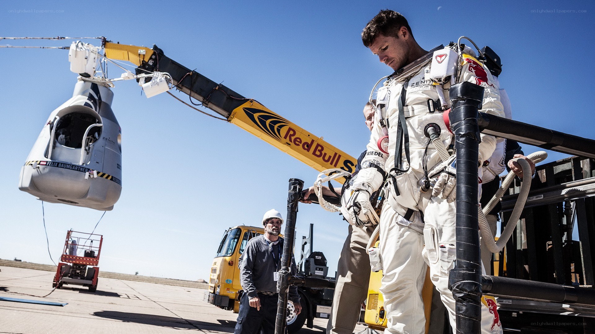 Felix Baumgartner in space suit