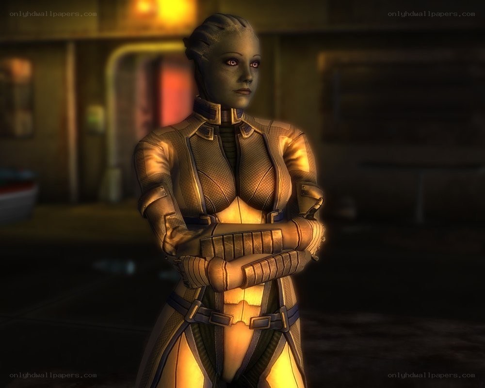 female alien character in armor